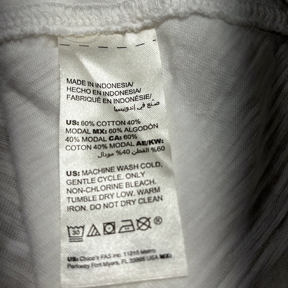 Bundle of (2) Chico’s Tops - Picture 4 of 10